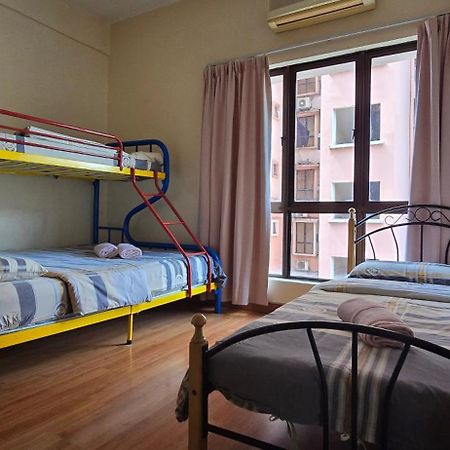 Nana Marina Court Apartment Кота Кинабалу Екстериор снимка