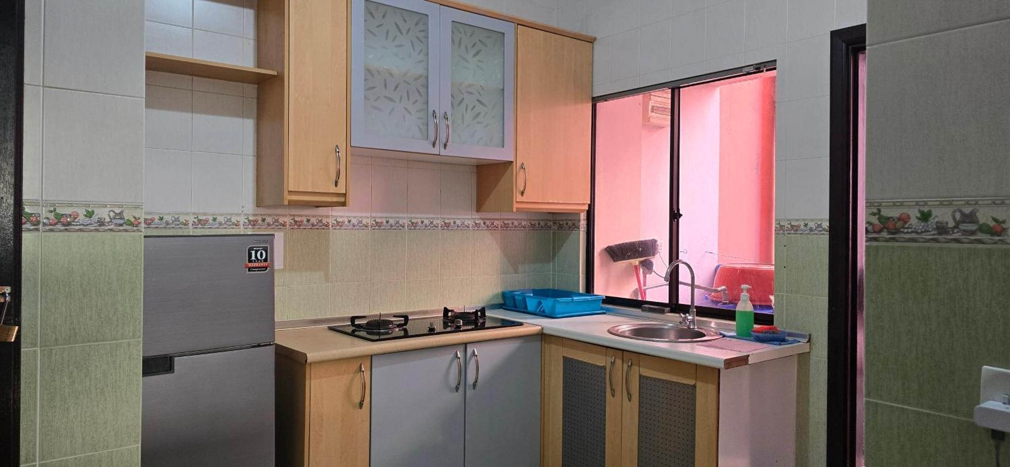 Nana Marina Court Apartment Кота Кинабалу Екстериор снимка