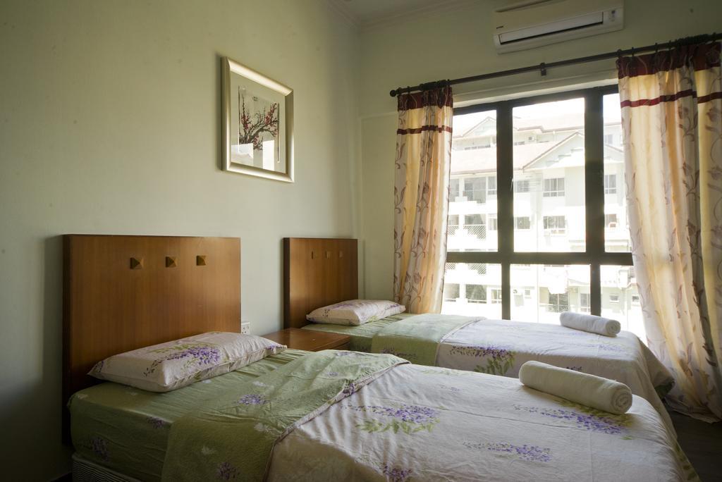 Nana Marina Court Apartment Кота Кинабалу Екстериор снимка