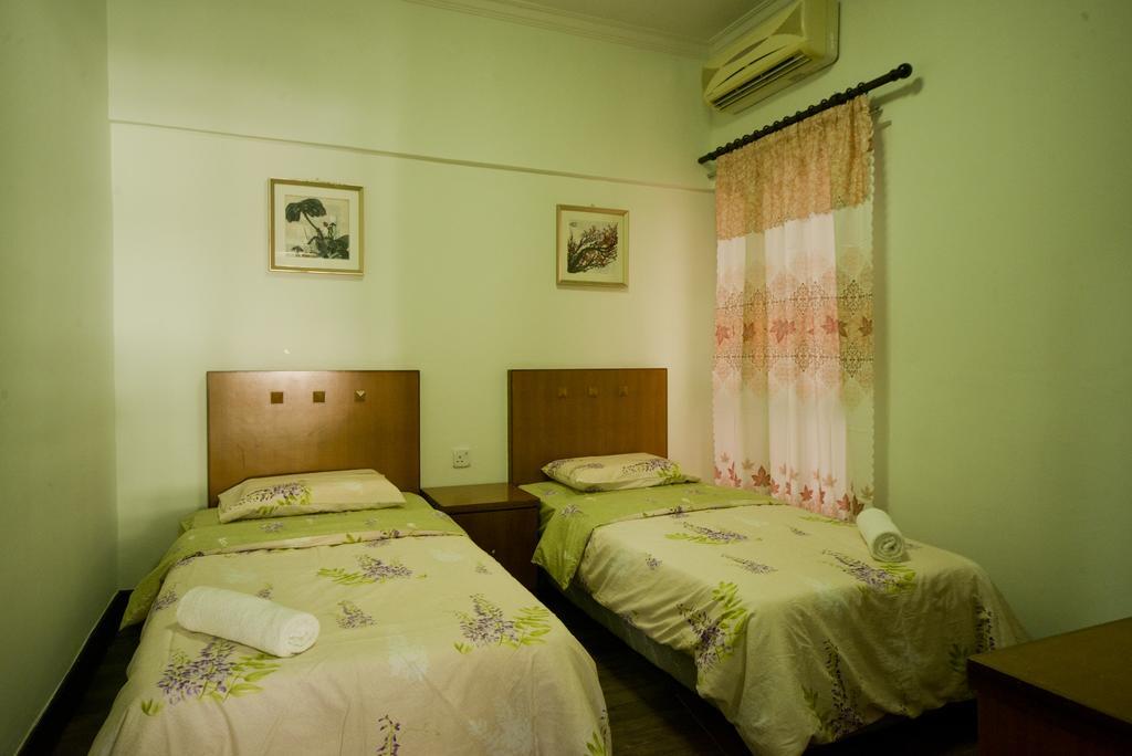 Nana Marina Court Apartment Кота Кинабалу Екстериор снимка
