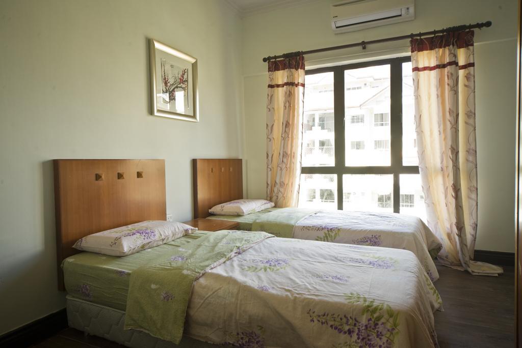 Nana Marina Court Apartment Кота Кинабалу Екстериор снимка