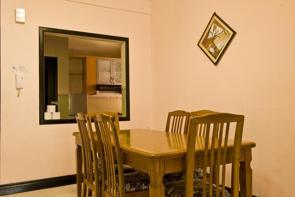 Nana Marina Court Apartment Кота Кинабалу Екстериор снимка